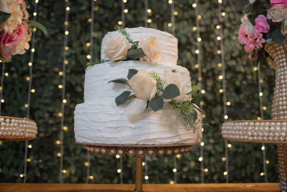 Beautiful wedding cake and event decor